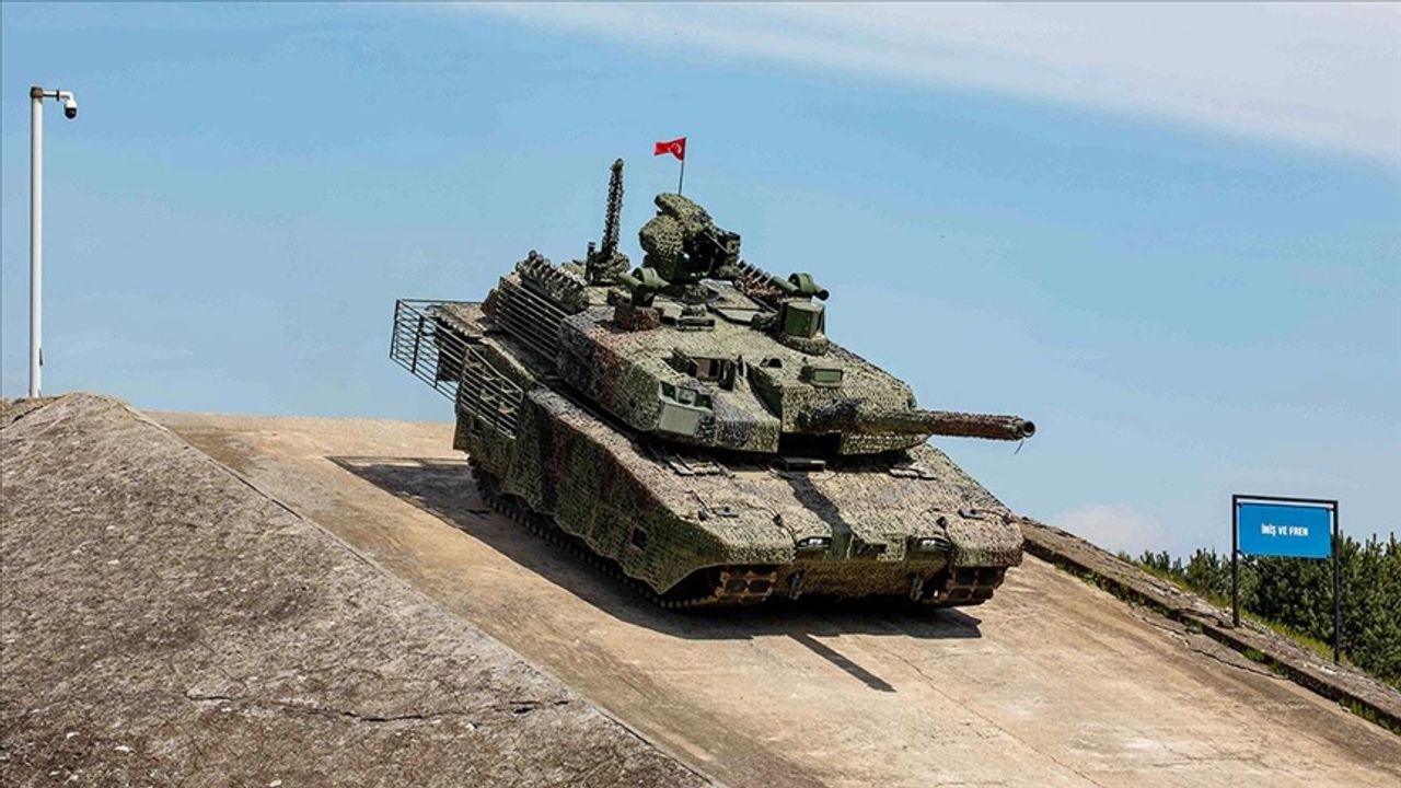 ALTAY tankları Kara Kuvvetleri Komutanlığı'na teslim edildi