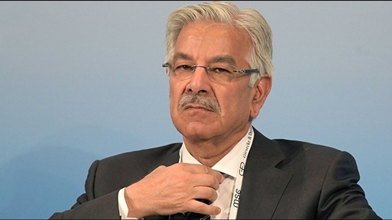 Pakistanlı bakandan Taliban yönetimine sert mesajlar