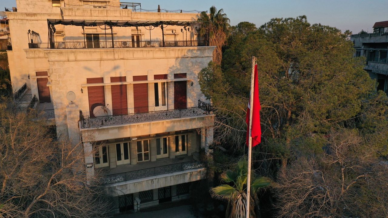 Şam Büyükelçiliği'ne Nuh Yılmaz atandı