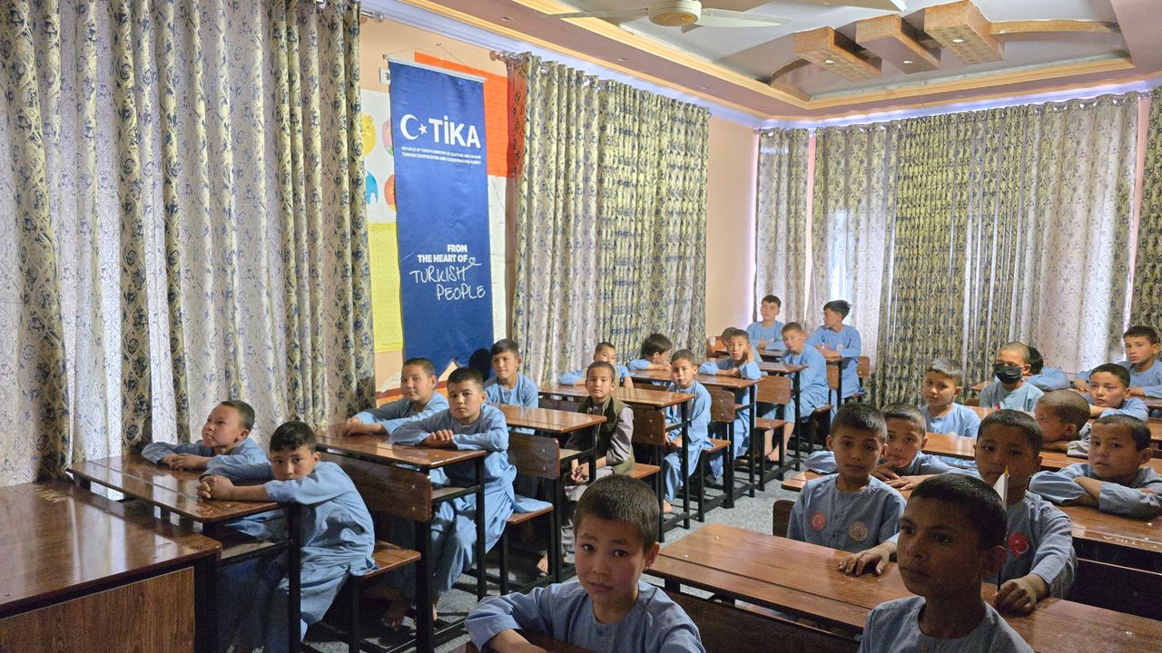 TİKA, Afganistan'da yetimleri yalnız bırakmıyor