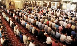 Cuma hutbesi: "Rüşvet alanlar Allah'ın lanetine müstahak!"