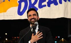 New York'ta belediye ön seçimi Müslüman aday Mamdani kazandı