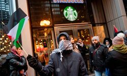 Boykot listesindeki Starbucks'ın düşüşü sürüyor!