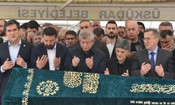 Kırım Tatar lider, oğlunu toprağa verdi