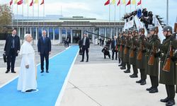 Papa 14. Leo, Lübnan'a hareket etti