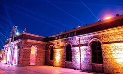 Geleneksel tiyatro Artİstanbul Feshane'de