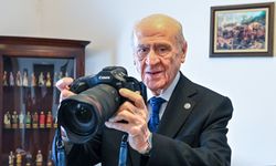 Bahçeli foto muhabirlerinin fotoğrafını çekti