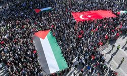 İstanbul'da onbinler Gazze için yürüdü