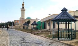 Necaşi Türbesi'nin çevre düzenlemesi tamamlandı