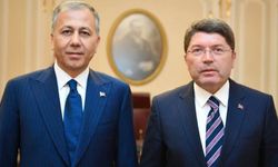 Adalet ve içişleri bakanları görevlerinden aflarını istedi