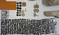 Gümrükte binlerce sikke ele geçirildi