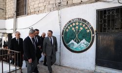 Şam Büyükelçisi Yılmaz, Çerkes Derneği'ni ziyaret etti