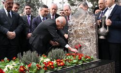 Alparslan Türkeş, vefatının 29. yıl dönümünde anılıyor