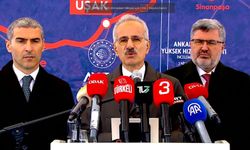 Ankara-İzmir arası 3,5 saate iniyor