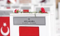 Ayla Kara'nın adı Şehit Öğretmenler Anıtında