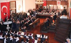 Öğrenciler 1. Meclis'in açılışını canlandırdı