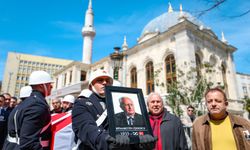 Hüsamettin Cindoruk için cenaze namazı kılndı