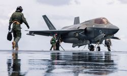 İran, ABD savaş uçağını düşürdü; herkes pilotları arıyor