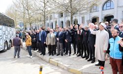 İstanbul'dan ilk hac kafilesi Çamlıca Camii'nden uğurlandı