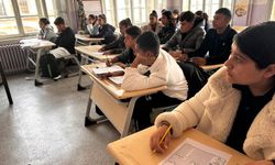 Özel gereksinimli çocuklara LGS'de özel eğitimli kodlayıcı