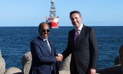 Sondaj gemisi Çağrı Bey Somali'de törenle karşılandı