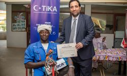 Çad'da tekerlekli sandalyeleri engelli bireyler yapıyor