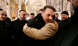 AK Partili Bursa Belediye Başkanı göreve Ulu Cami'de başladı