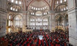 Cuma hutbesinden: Hiçbir yapı ailenin alternatifi değildir