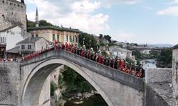Mostar Köprüsü'nden Mehter geçti
