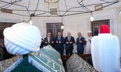 Kabotaj Bayramında Barbaros'un türbesine ziyaret