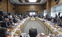 Çerçeve yasa görüşmeleri 17,5 saat sürdü