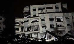 Gazze'de bina çöktü: 100 kişi enkaz altında