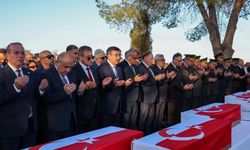 Kıbrıs'ta kimlikleri tespit edilen 15 şehit toprağa verildi
