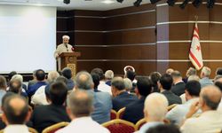 Arpaguş, Kıbrıs'taki din görevlileriyle bir araya geldi