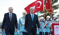 Erdoğan, Kazak lideri resmi törenle karşıladı
