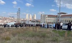 Esenyurt'ta lisede bıçaklı kavga: Bir öğrenci ağır yaralı