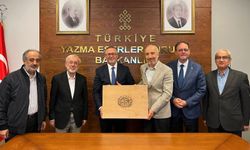 Hattat Mehmet Özçay, mushaf-ı şerifinin aslını vakfetti