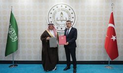 Suudi bakan: AI'ın rolü dinî değerlerimizle uyumlu olmalı