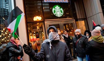 Boykot listesindeki Starbucks'ın düşüşü sürüyor!