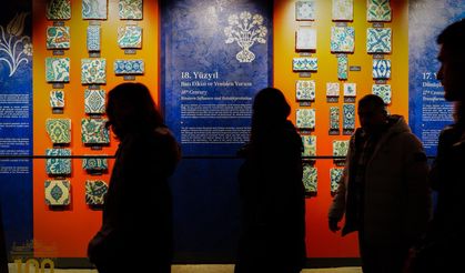 Topkapı Sarayı'nda çini sergisi