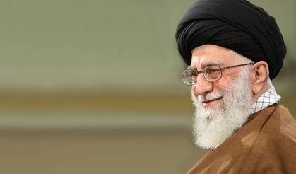 Ayetullah Ali Hamaney öldürüldü