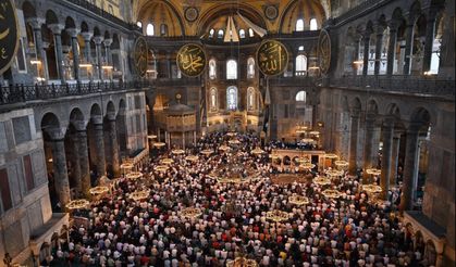Cuma hutbesinden: Aile en güvenli limandır