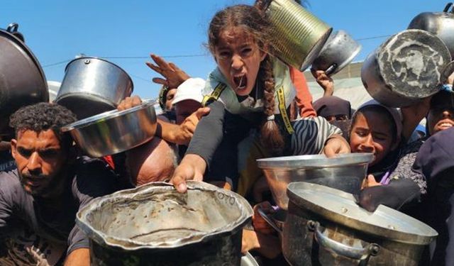 Gazze'de en az 17 bin çocuk 'kritik açlık' aşamasına girdi!