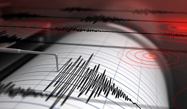 Balıkesir'de 6,1 ve 4,6 büyüklüğünde depremler