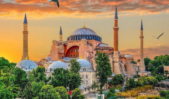 Ayasofya'da Mimar Sinan'dan bu yana en kapsamlı restorasyon