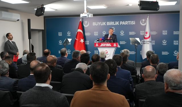 Destici: Temsilci diye karşımıza bölücü örgütün konulması kabul edilemez