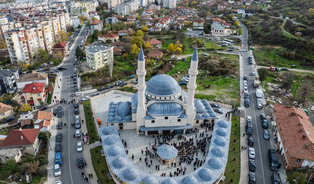Bulgaristan'da bin 200 kişilik cami açıldı
