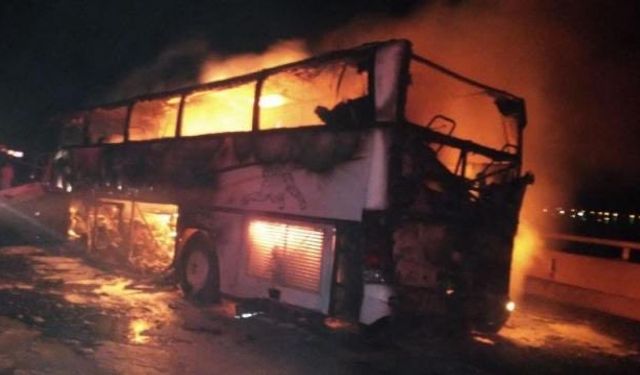 Hindistanlı umreciler feci kazada can verdi: 45 şehit