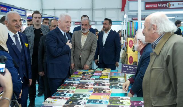 Ümraniye Kitap Fuarı'nın Onur Konuğu Nurullah Genç