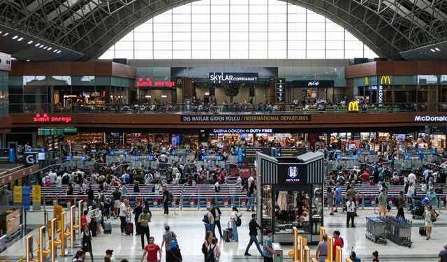 Sabiha Gökçen'in terminal binası yenilendi